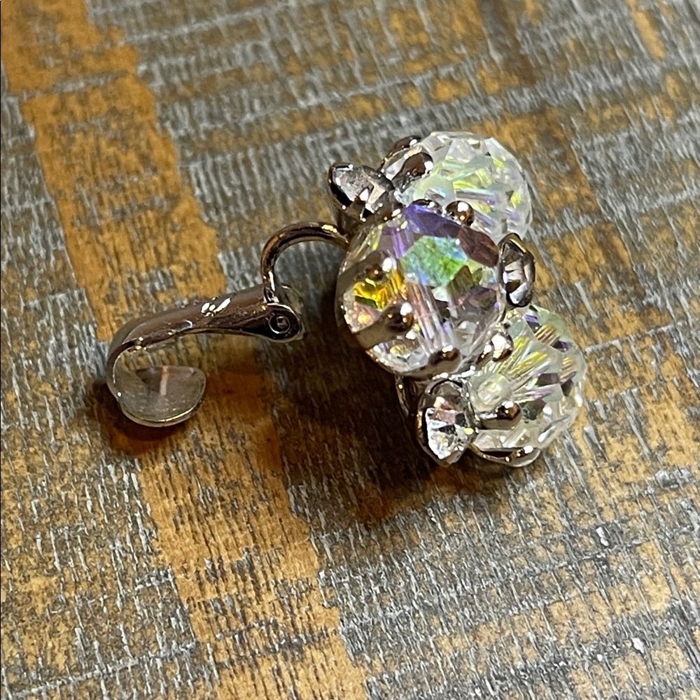 1950’s Coro Faceted Crystal & Rhinestone Cluster Clip-on Earrings - Picture 7 of 8